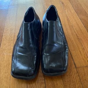 Steve Madden-Comfy Men’s Leather Slip-ons